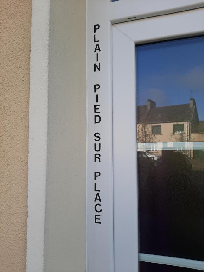 Le Plain Pied Sur Place Le Mêle-sur-Sarthe Zewnętrze zdjęcie